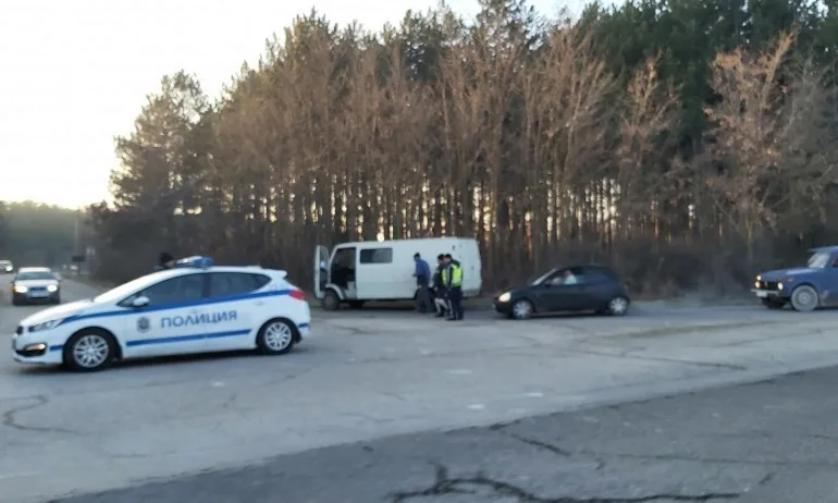 Петима задържани при специализирана операция в плевенското село Буковлък - Tribune.bg