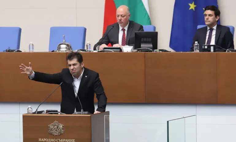 Петков: Без подкрепа на санитарния кордон не можем да влезем в дискусии за каквото и да е - Tribune.bg