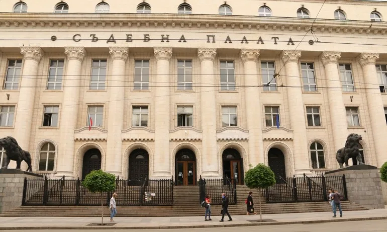 Без съдебна ваканция: Всеки съд ще решава на какъв режим да работи - Tribune.bg