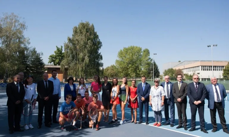 НСА откри нова тенис база - Tribune.bg