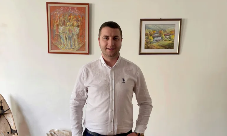 Димитър Караилиев подава оставка от поста зам.-кмет на район Западен в Пловдив заради скандала с Чеченеца - Tribune.bg