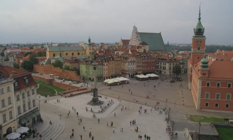 Варшава спира продажбата на алкохол през нощта - Tribune.bg