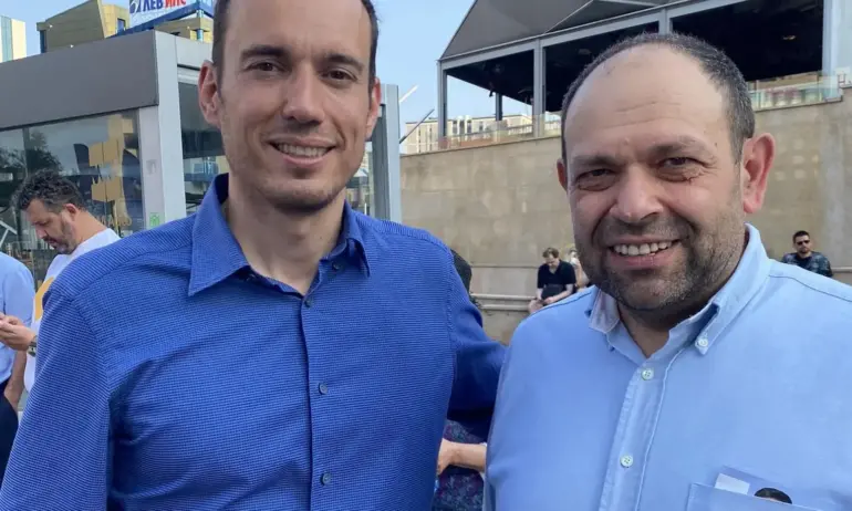 Жители на Лозенец канят кмета на ДБ с факла в Банската градина - Tribune.bg