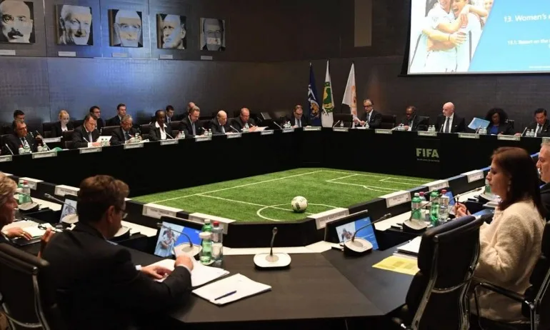 ФИФА излиза с мерки за продължаването на сезона до 48 часа! - Tribune.bg