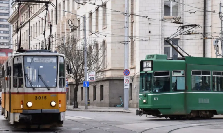 Увеличават заплатите на служителите в градския транспорт в София - Tribune.bg