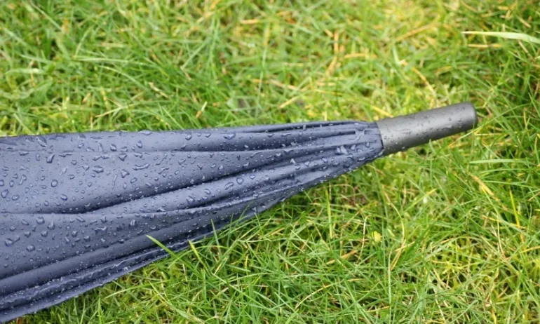 Облаци, валежи и гръмотевици в Южна и Централна България - Tribune.bg