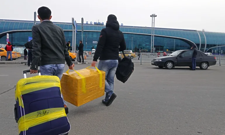 Еднопосочните билети от Русия се разпродадоха за минути след изявлението на Путин - Tribune.bg