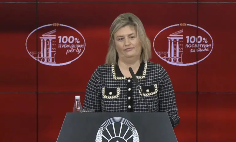 Македонската министърка с БГ паспорт го направила по икономическа нужда, но вини България, че мами - Tribune.bg