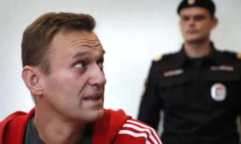Навални отиде в постоянна изолация - Tribune.bg