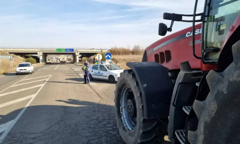 Треди ден: Земеделците продължават протестите, не се разбраха с Денков - Tribune.bg