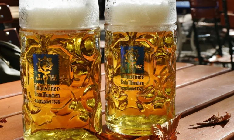 Октоберфест 2025: Наздраве за традицията и баварския дух - Tribune.bg