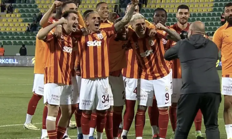 Галатасарай победи Фенербахче в едноминутен мач - Tribune.bg