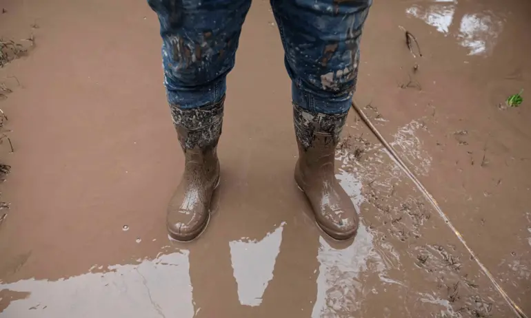 Щети за 500 млн. евро след наводненията в Словения, риск от преливане на реки и в Австрия - Tribune.bg