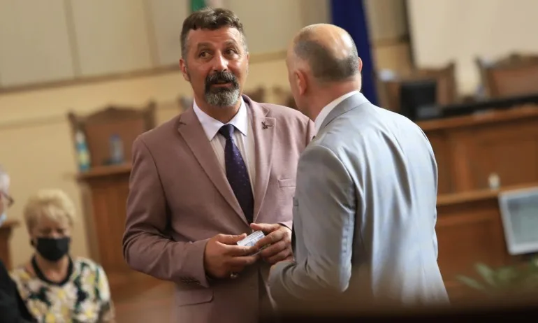 ИТН няма да правят кабинет с БСП, всичко било ясно - Tribune.bg