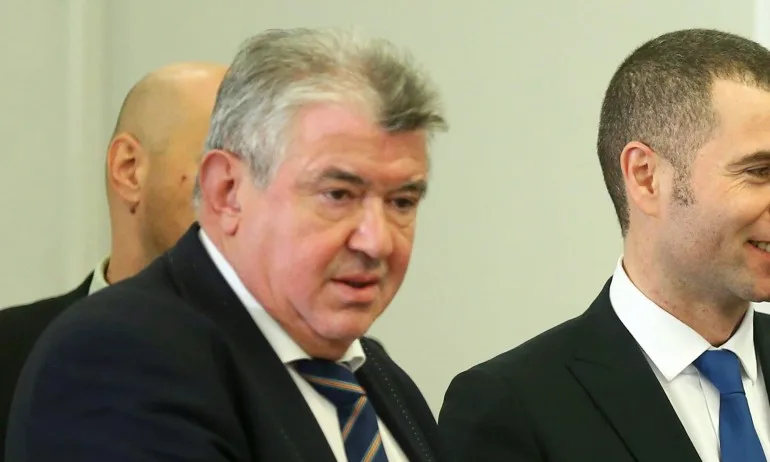 Шефът на НЕК депозира оставка - Tribune.bg