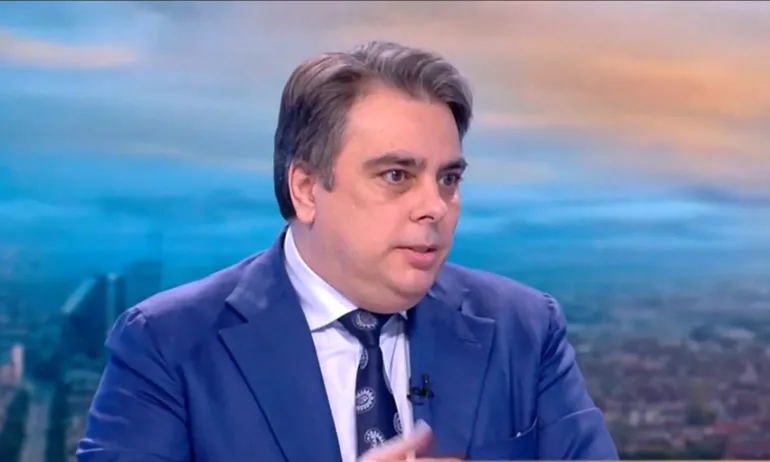 Асен Василев определи като скандален новия бюджет на Министерство на финансите - Tribune.bg