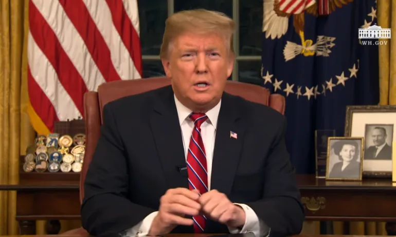 Закон спира възможността на Тръмп да извади САЩ от НАТО - Tribune.bg