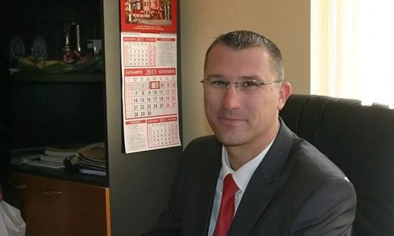 24 часа: Сестрата на съветник на президента с евтин апартамент - Tribune.bg