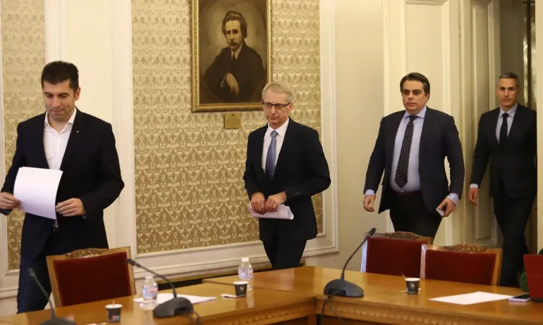 ПП се срещнаха с партиите да търсят подкрепа за кабинет - Tribune.bg