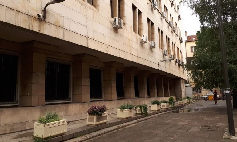 МВР със специална организация за охрана на COVID секциите - Tribune.bg