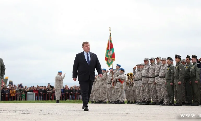 Каракачанов: България ще възстанови статута си на страна, която развива авиационната професия - Tribune.bg