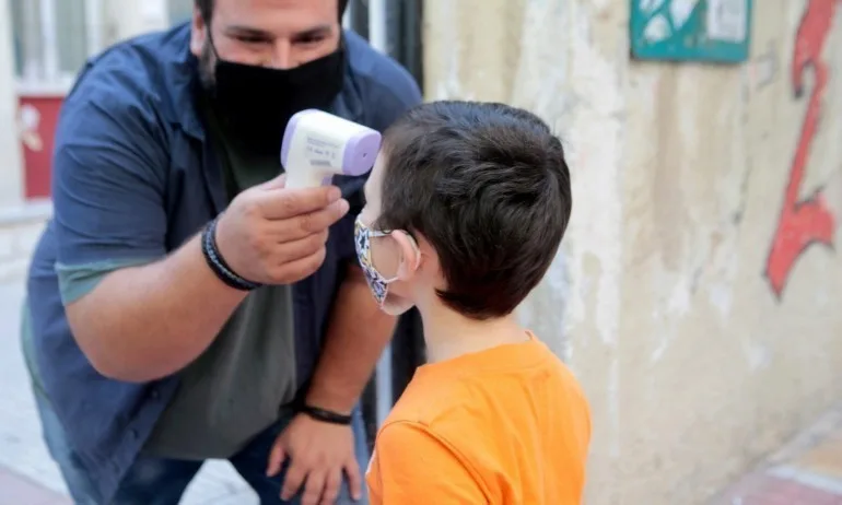 Гърция: Успех на бързите тестове в гръцките училища - Tribune.bg