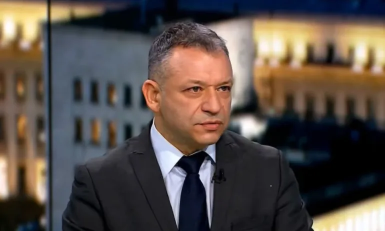 Димитър Гърдев: Докато не започнат преговорите по ядрената сделка САЩ-Иран, възможност от рязка ескалация винаги съществува - Tribune.bg