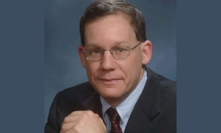 Карбовски пусна фалшива новина за американски учен, отдавна опровергана в САЩ - Tribune.bg