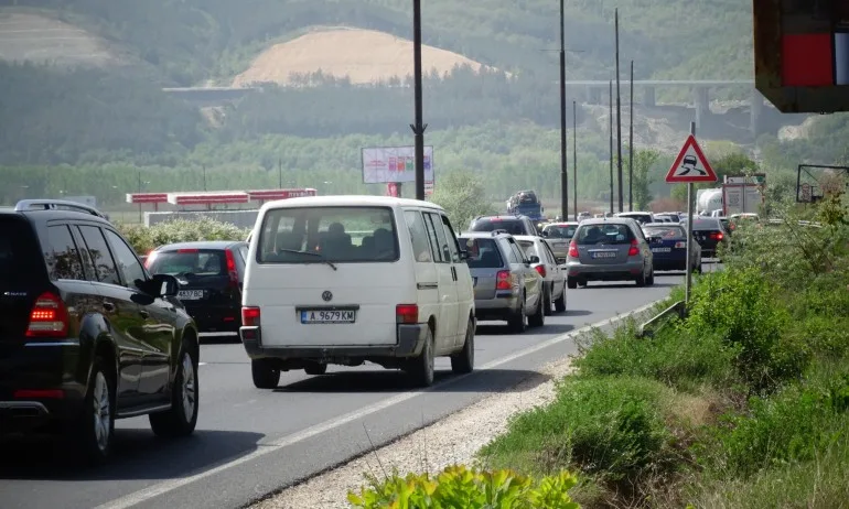 След почивните дни за Великден - очаква се натоварен трафик - Tribune.bg