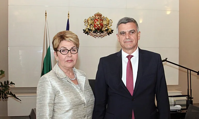 Руската посланичка пожела сила и мъдрост и успех на правителството - Tribune.bg