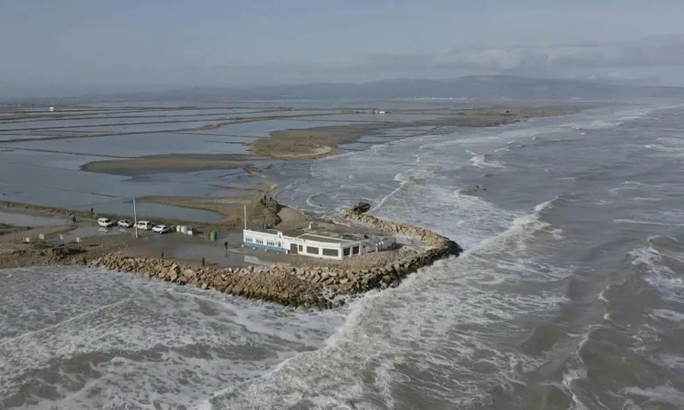 13 жертви на бурята Глория в Испания - Tribune.bg