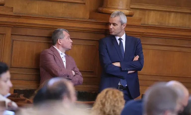 БСП, ИТН и Възраждане обявиха бойкот, напуснаха залата за избора на шефове на комисии - Tribune.bg