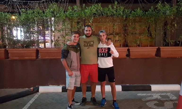 Веселин Киселков премина квалификациите в Дубай - Tribune.bg