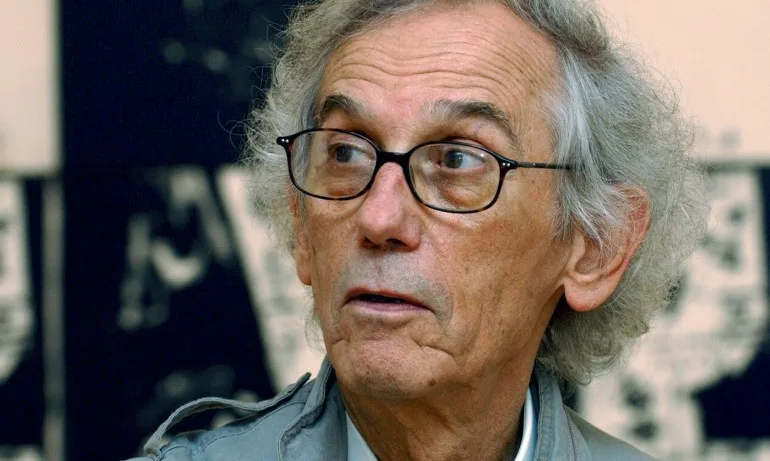 В памет на Кристо започна опаковането на Триумфалната арка в Париж - Tribune.bg