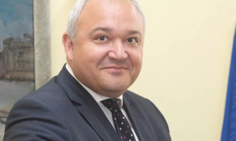 Димчев: Служебният министър на правосъдието има акъл колкото Кацаров, който ни трепе като мухи - Tribune.bg