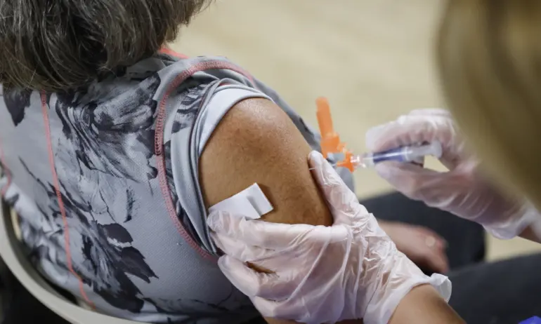 30 900 българи на и над 65 г. са ваксинирани срещу грип - Tribune.bg