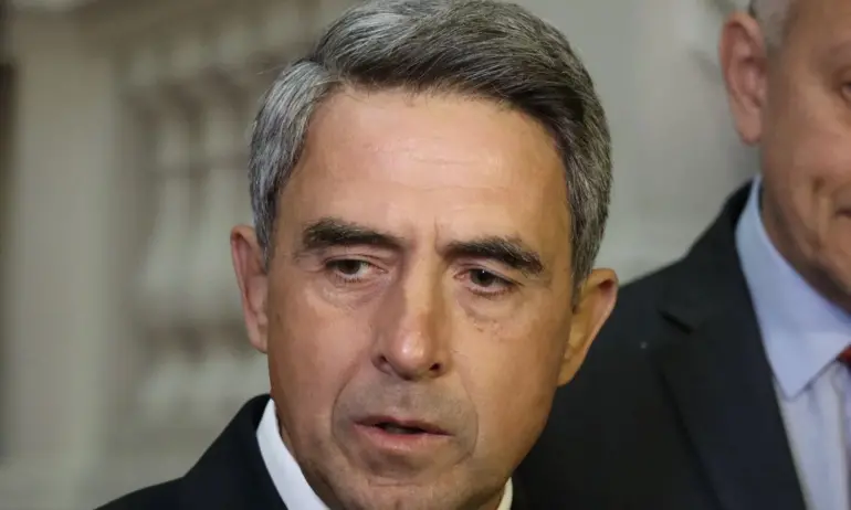 Плевнелиев: Шефът на ВВС трябваше да подаде оставка, опитват се да заметат случая - Tribune.bg