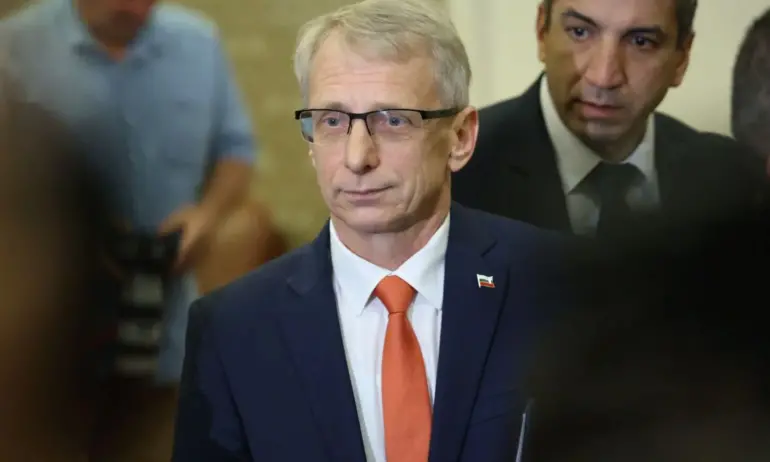 Денков: Ще увеличим 4 пъти войниците на НАТО в България - Tribune.bg