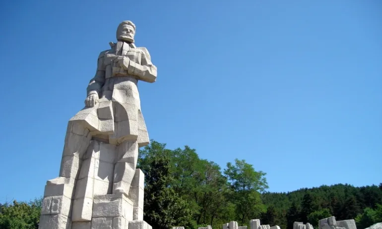 Започват тържествата по повод 177 години от рождението на Христо Ботев - Tribune.bg