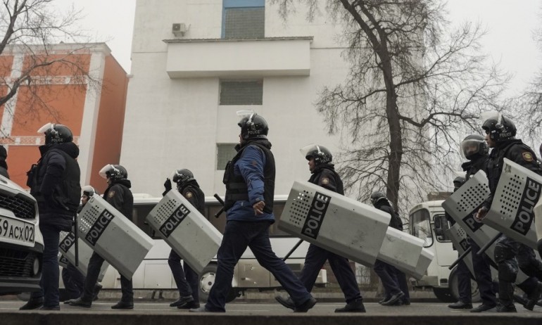 Миротворците се изтеглят от Казахстан - Tribune.bg