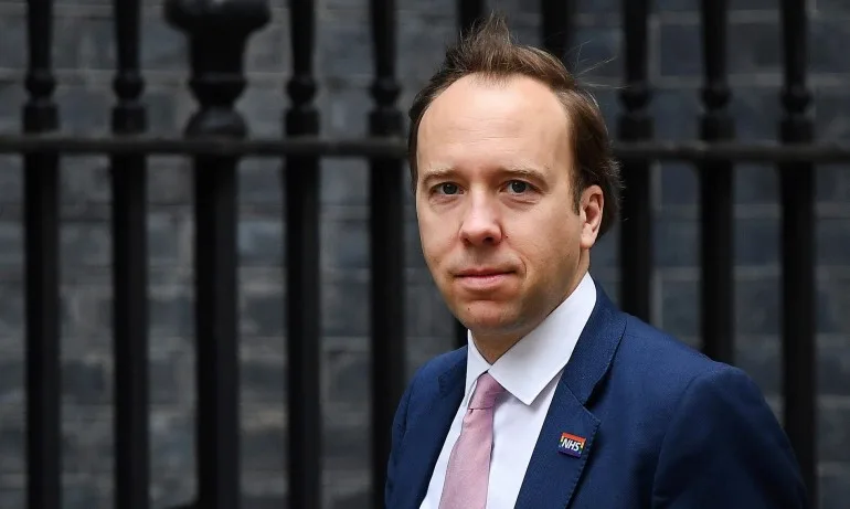 Новият щам на Covid-19 е извън контрол, според британския здравен министър Мат Ханкок - Tribune.bg