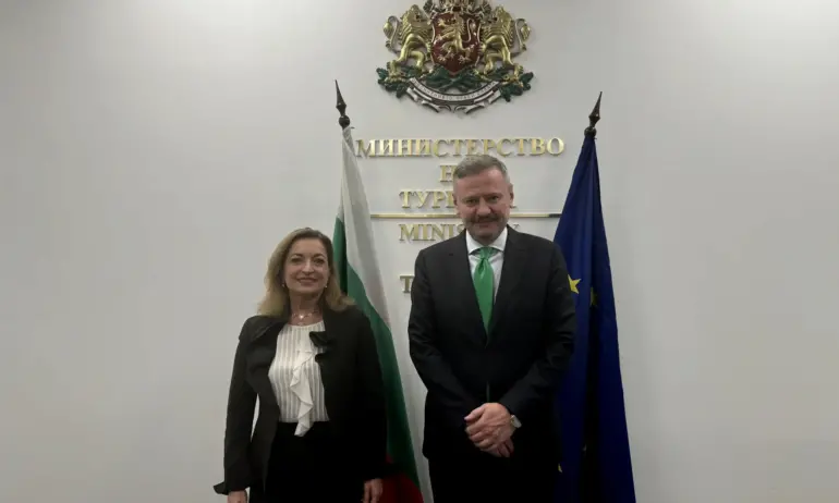 Посланичката на Италия Дзара се срещна със служебния министър на туризма Евтим Милошев - Tribune.bg