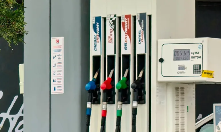 Очакват се окончателните разчети на компенсациите заради скъпите горива - Tribune.bg