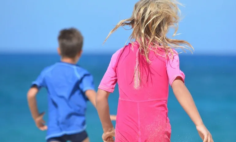 Заразени с Covid на детски лагер в Приморско - Tribune.bg