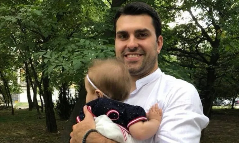 Зам.-министърът на външните работи стана кръстник - Tribune.bg