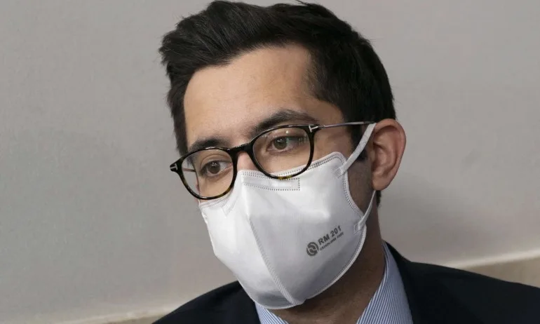 Зам.-говорител на Байдън заплаши журналистка да я унищожи, остана без работа - Tribune.bg