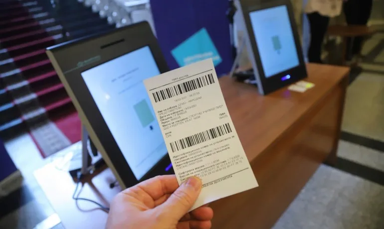 ЦИК тества колко избиратели могат да гласуват с машина за час - Tribune.bg