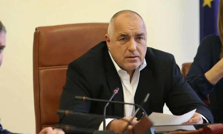 Борисов: Имаме огромни мощности за спирт, ще си произведем сами и защитните материали - Tribune.bg
