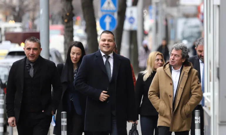 ИТН стартират подписка за референдум за ВНС, което да реши за президентската република - Tribune.bg