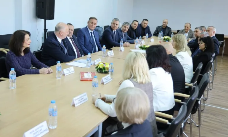 Росен Желязков: Стабилността на правителството гарантира устойчивост и за местната власт - Tribune.bg